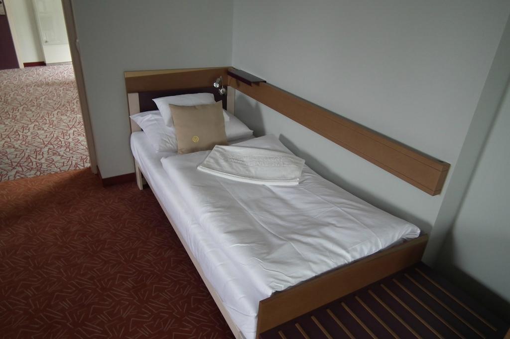 Szent Gellert Hostel Секешфехервар Номер фото